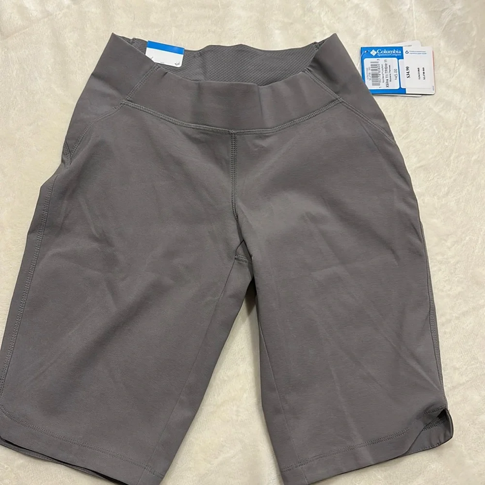 NWT Columbia Bermuda Shorts - Picture 1 of 3